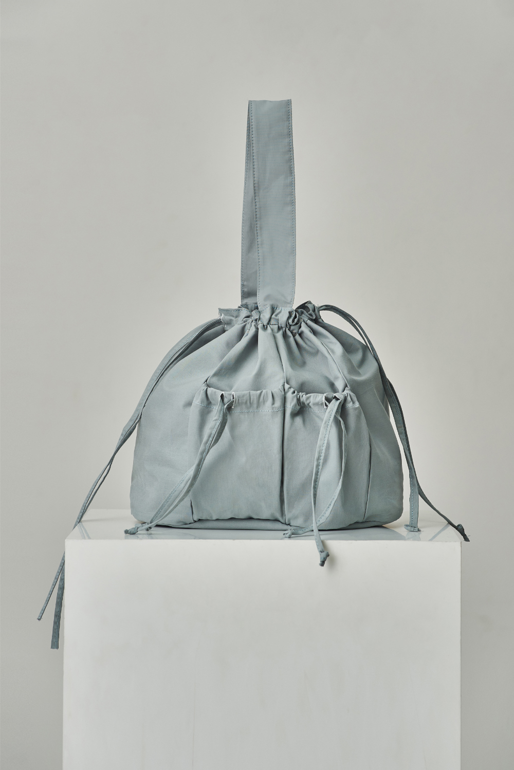 bag grey color image-S1L18